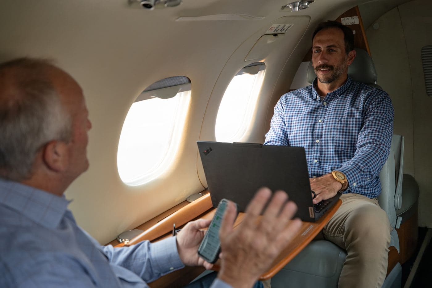 Embraer Phenom 100 interior 4